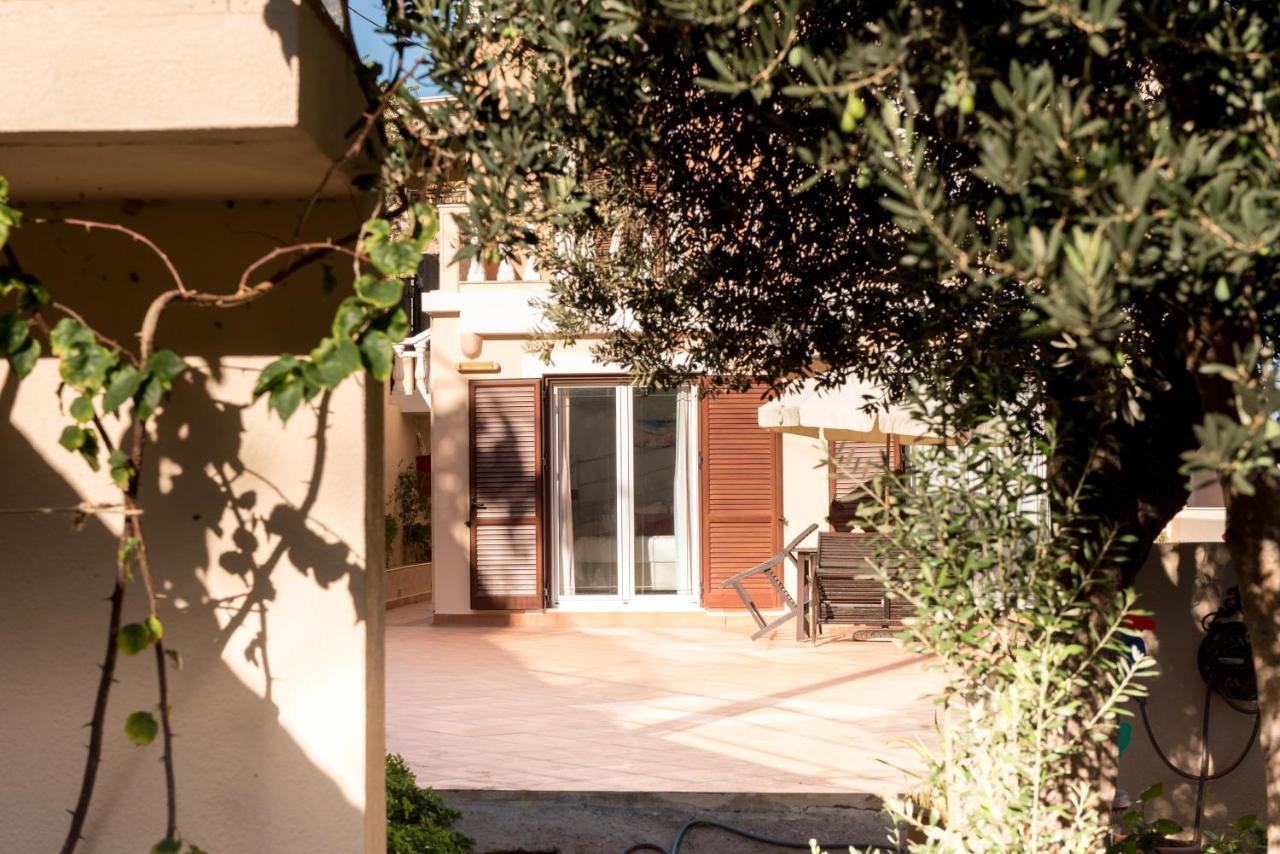 Myrties Boutique Apartments מראה חיצוני תמונה