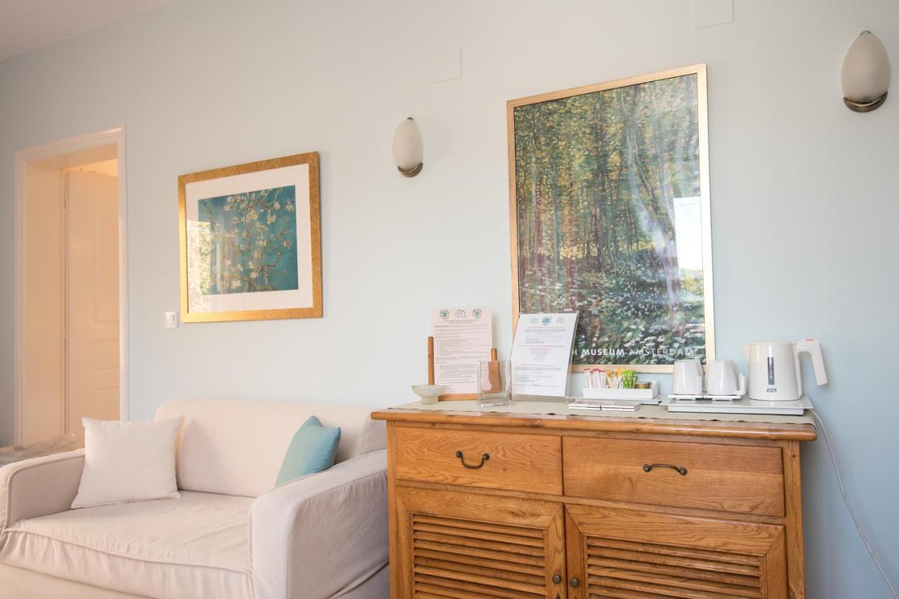 Myrties Boutique Apartments מראה חיצוני תמונה
